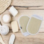 Double- sided finger grip loofah-knitted back